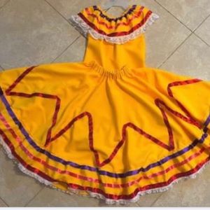 Mexican outfit for girls. New, handmade, unique styles.